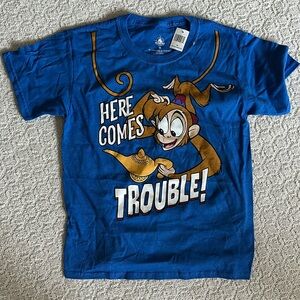 BRAND NEW!  DISNEY YOUTH MEDIUM ALADDIN CHARACTER T-SHIRT.